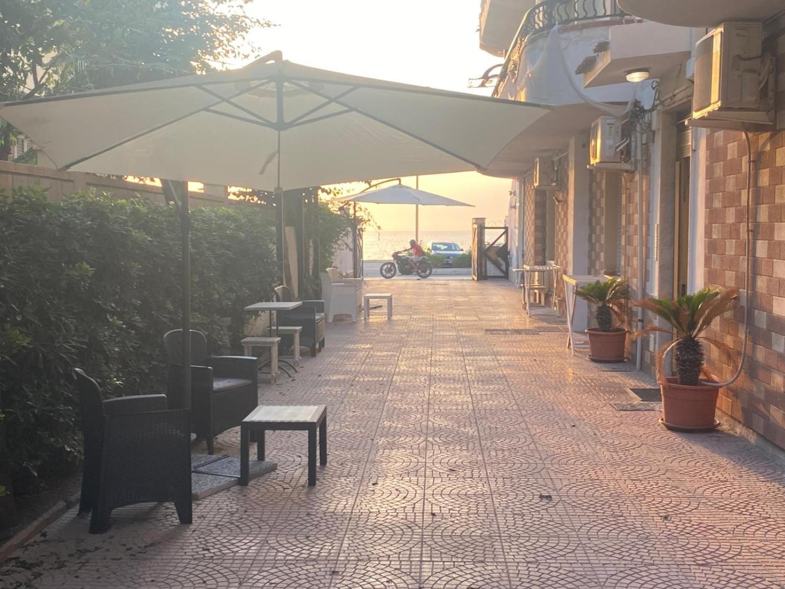 Vista Eolie Milazzo- Apartments Luaran gambar